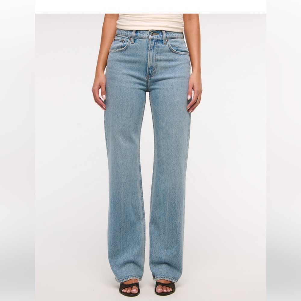 Abercrombie & Fitch 90’s Relaxed women’s jeans